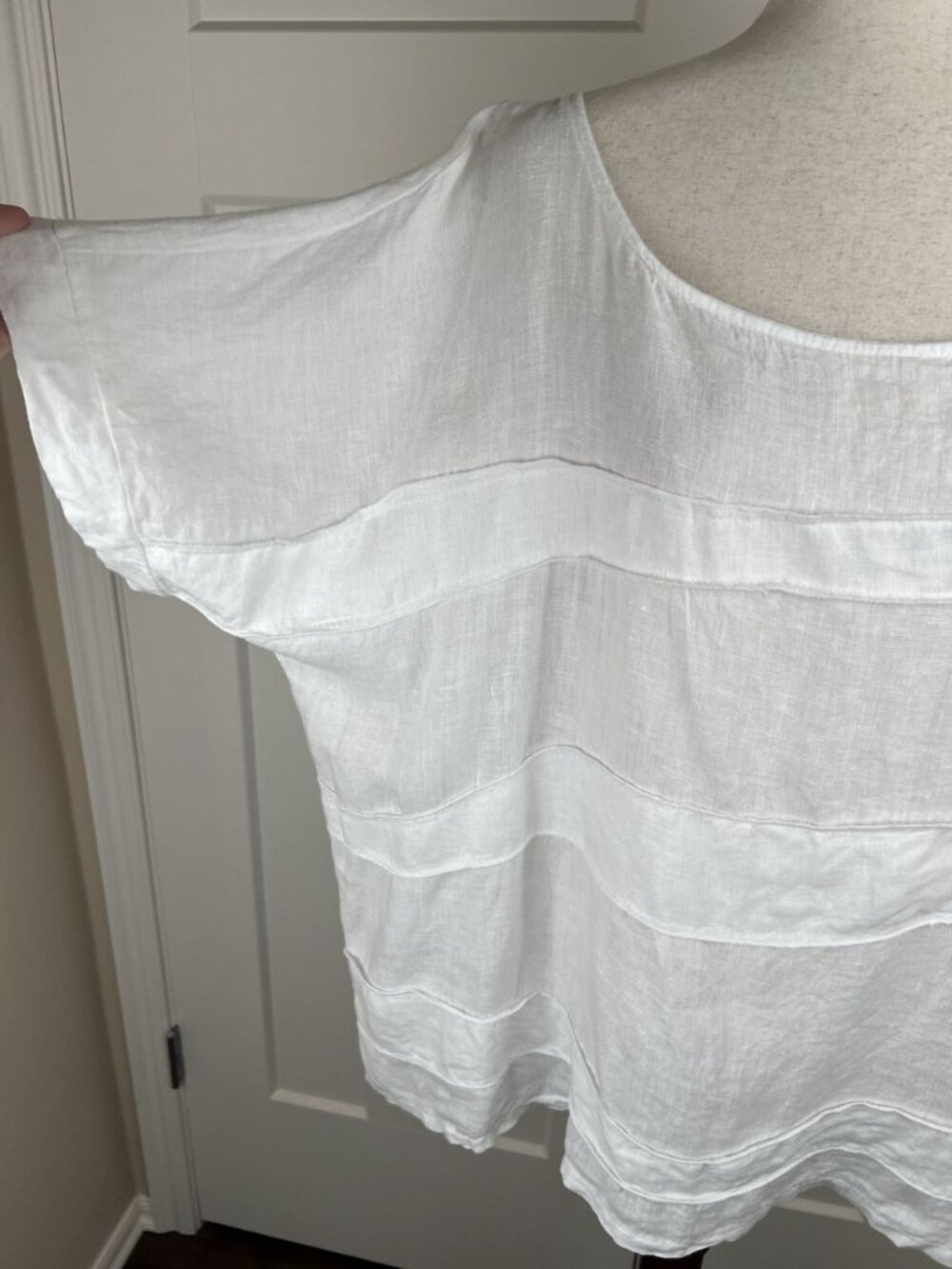 Sofia Made in Italy 100% Linen Oversized Boxy Top White Lagenlook 1X OS - Picture 2 of 10